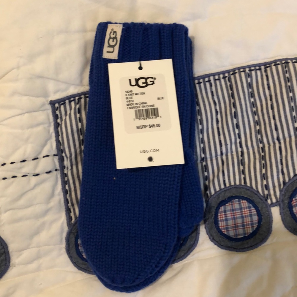 🔥🔥UGG Knit Mitten. - Picture 3 of 6